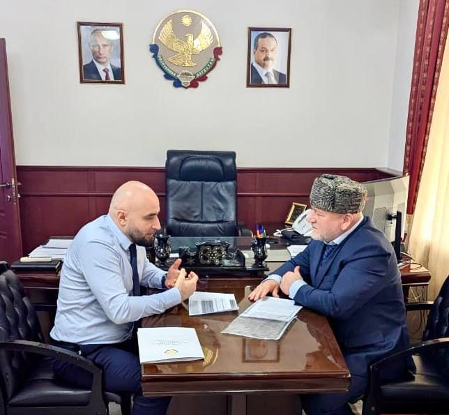Ратмир Расулов провел встречу с главой Унцукульского района