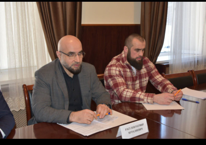 Выездной прием граждан прошел в Акушинском районе