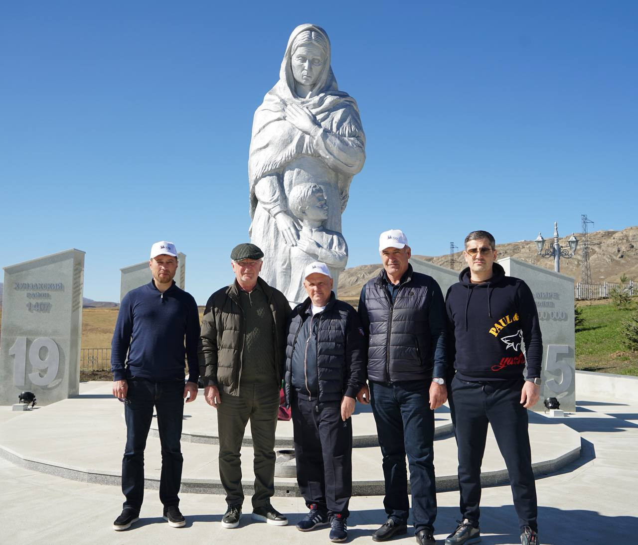 100 берез в память о народном поэте Расуле Гамзатове посажены в ауле Цада