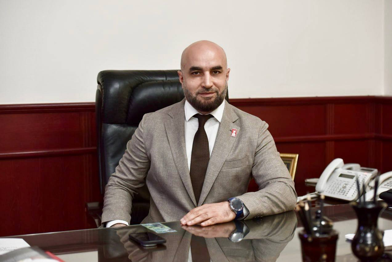 Поздравление Ратмира Расулова с Днем России!