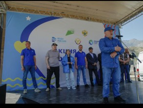 В Дагестане в рамках акции "Вода России" прошел масштабный субботник по очистке водных объектов