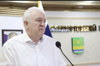 Ибрагим Ибрагимов принял участие в выездном совещании в г.Кизилюрт по рассмотрению проблемных вопросов, связанных с обеспечением безопасного пропуска паводковых вод на р.Сулак