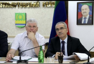 Ибрагим Ибрагимов принял участие в выездном совещании в г.Кизилюрт по рассмотрению проблемных вопросов, связанных с обеспечением безопасного пропуска паводковых вод на р.Сулак
