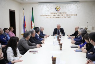 Коллективу Минприроды РД представили нового руководителя