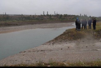 Проведение противопаводковых мероприятий в Кизилюртовском районе проинспектировала правительственная комиссия