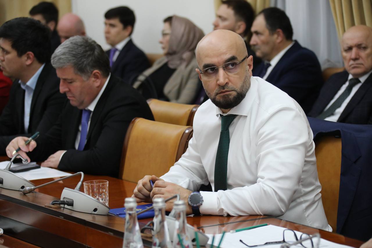 Ратмир Расулов о «Прямой линии» с Главой региона Сергеем Меликовым