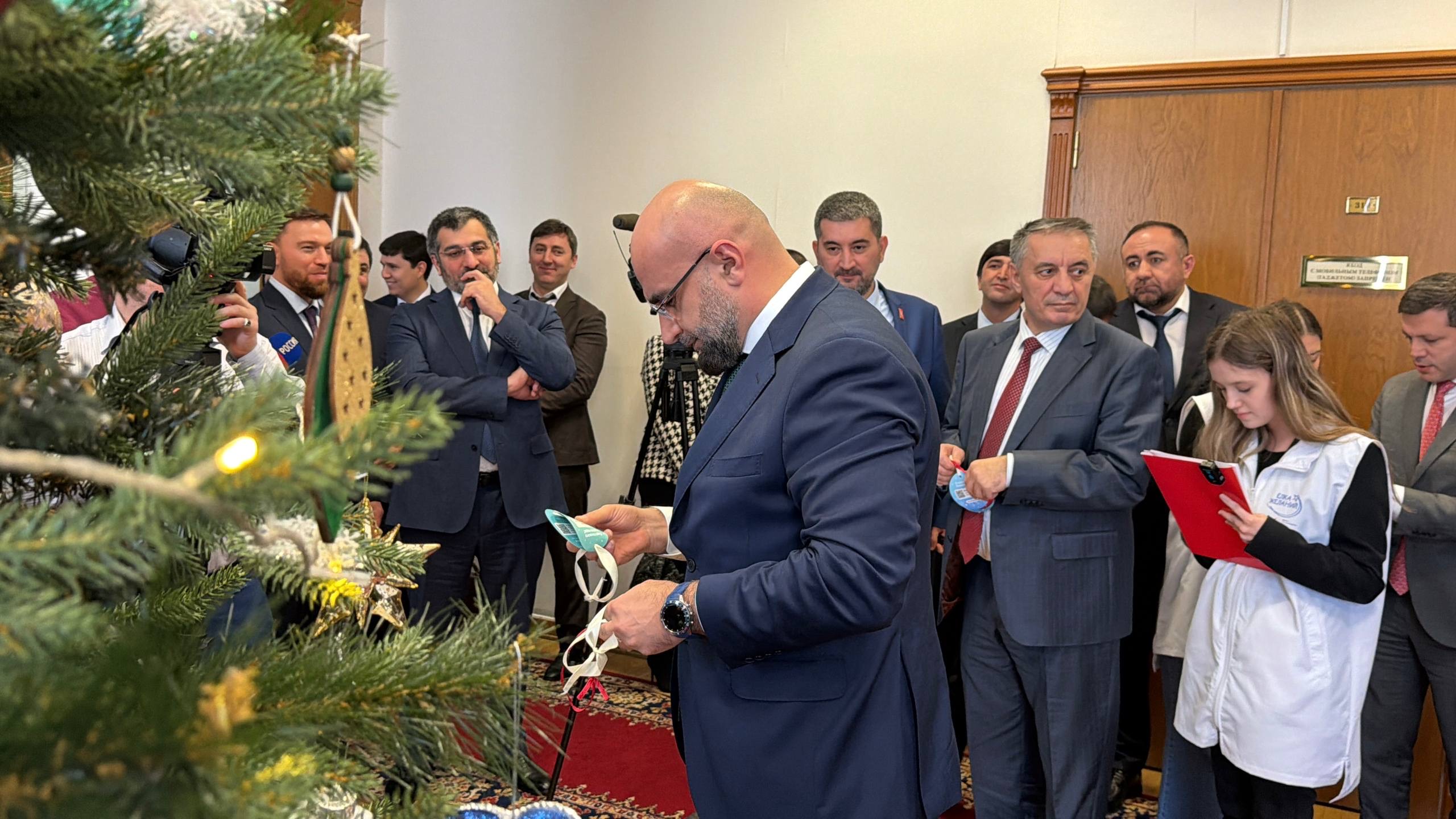 Ратмир Расулов исполнит детские мечты в рамках акции «Елка желаний»