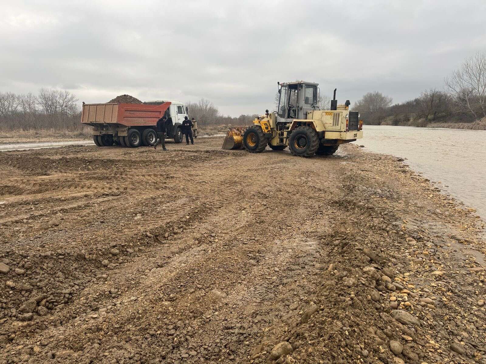 В селе Аксай Хасавюртовского района выявлен факт незаконной добычи полезных ископаемых