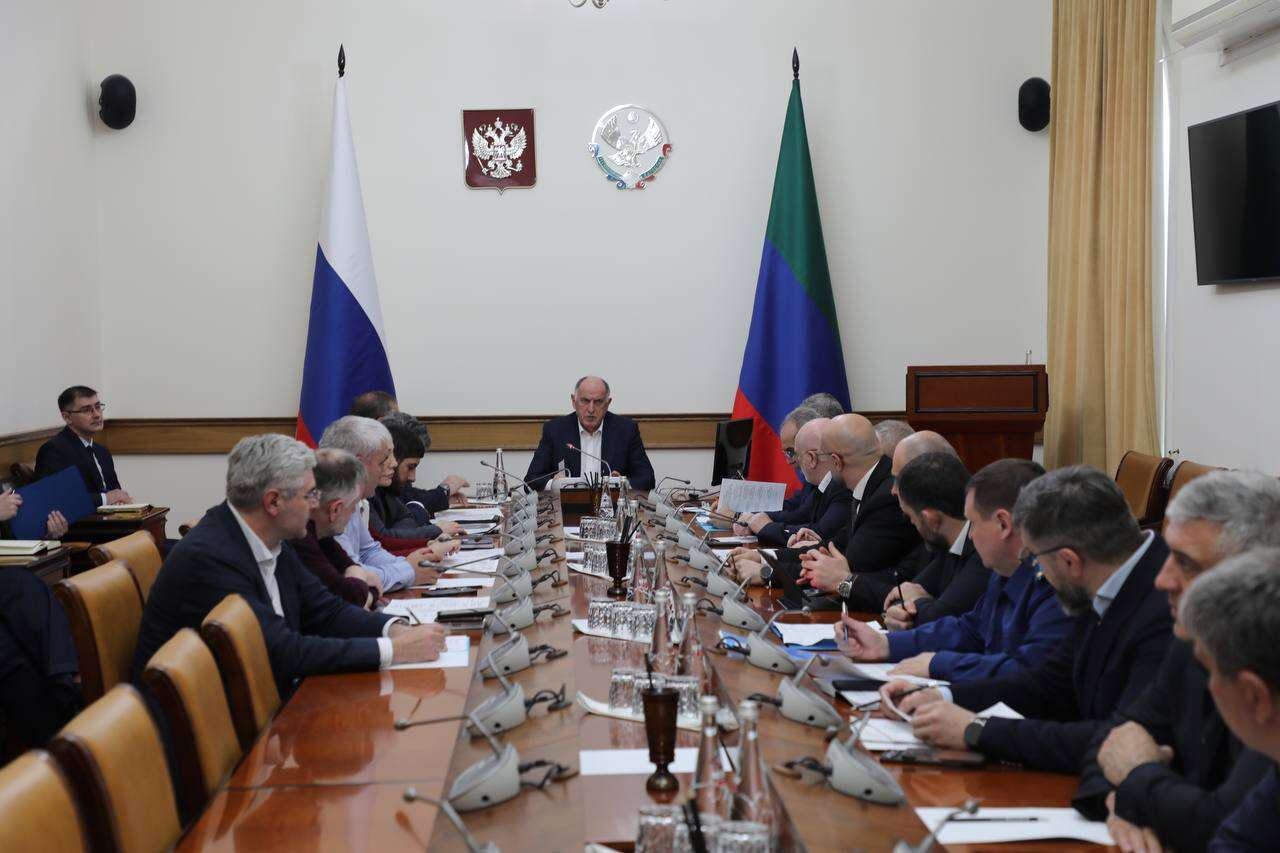 Более 250 кубов мусора вывезено с реки Черкес-Озень после выпадения обильных осадков