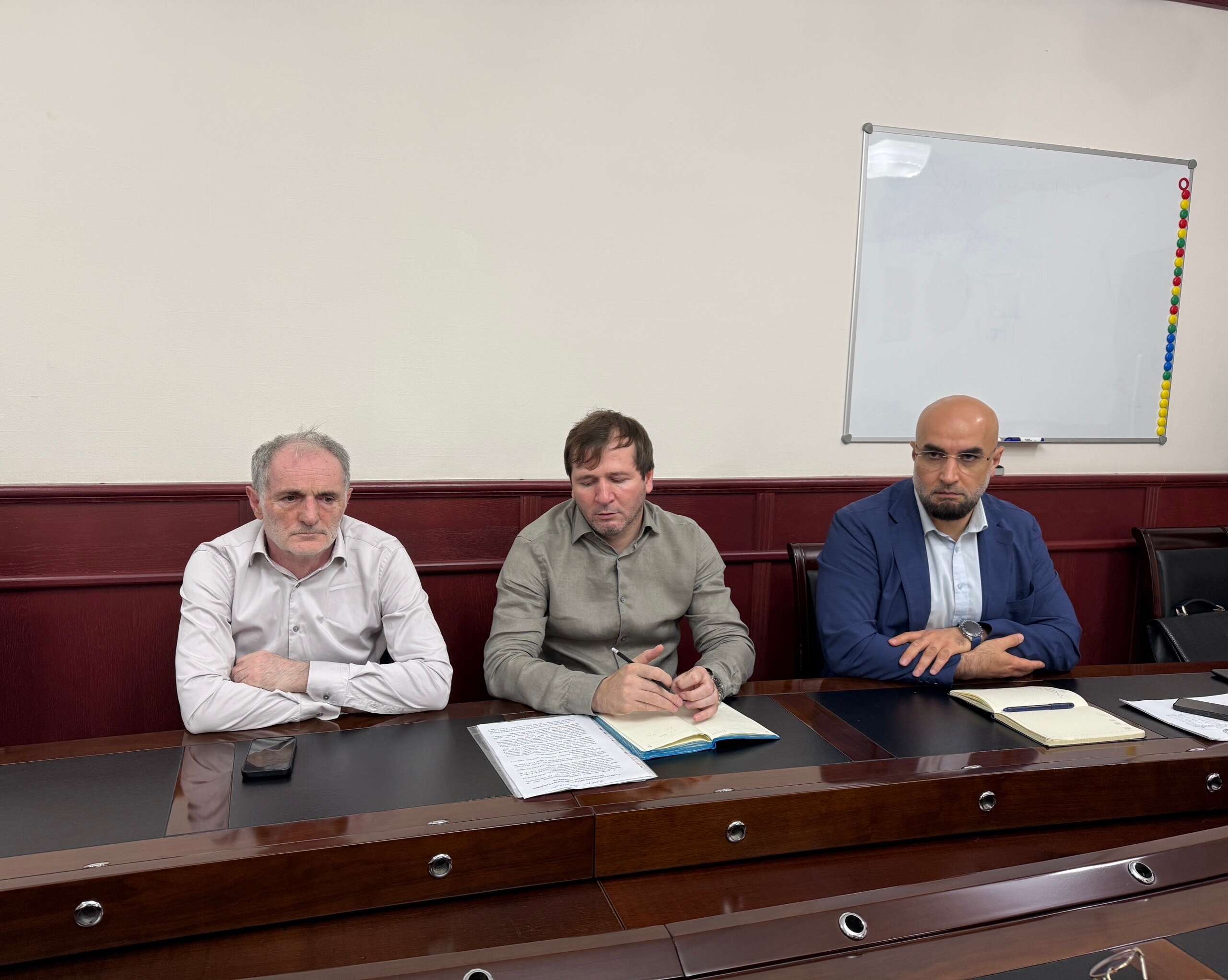 Ратмир Расулов провёл встречу с представителями «Центррегионводхоза»