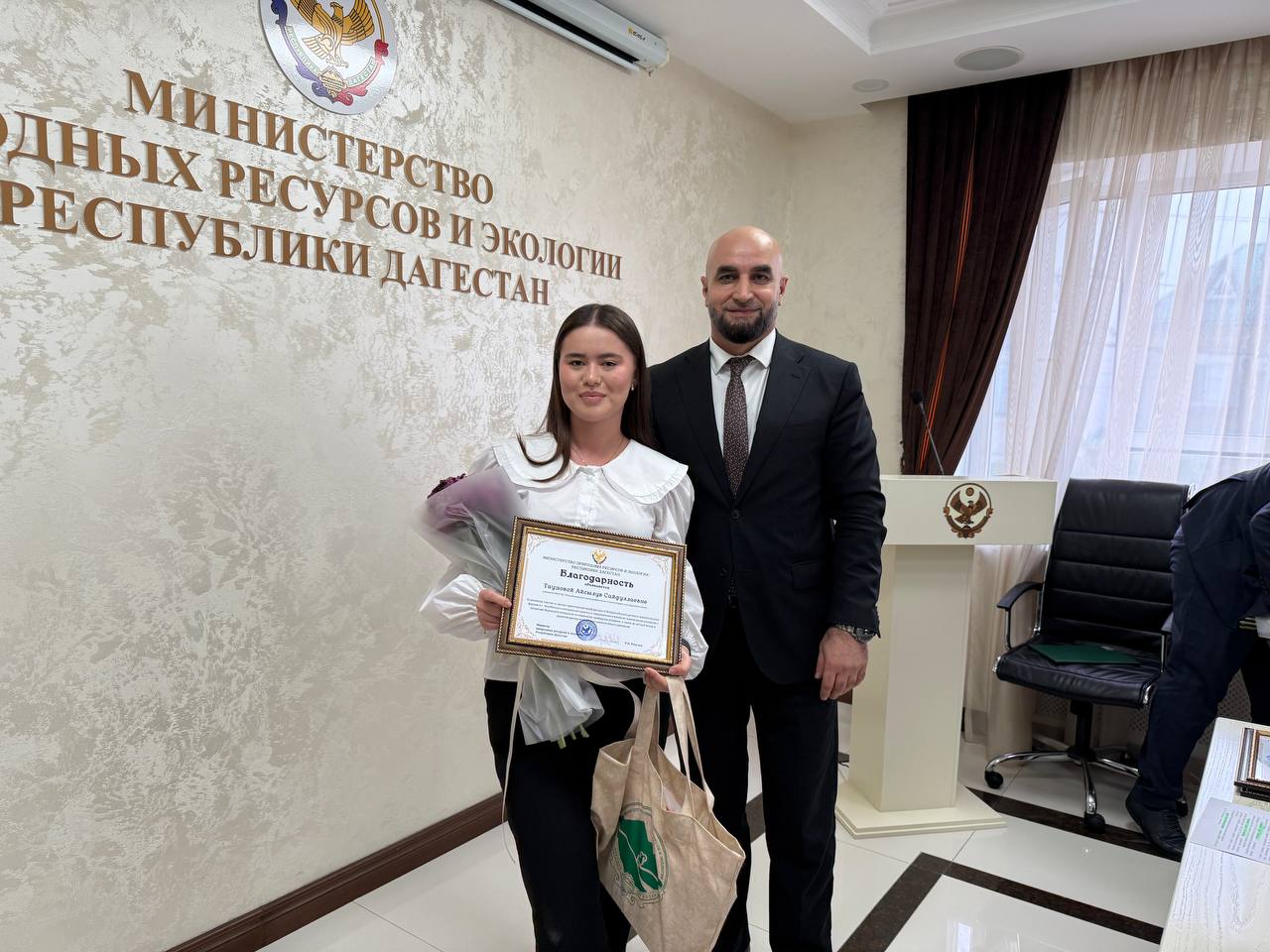 Ратмир Расулов встретился с юными призёрами Всероссийского детского экологического форума