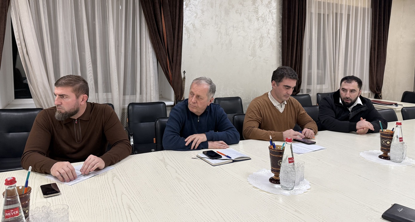 Семинар по защите от мобильного мошенничества прошел в Минприроды РД