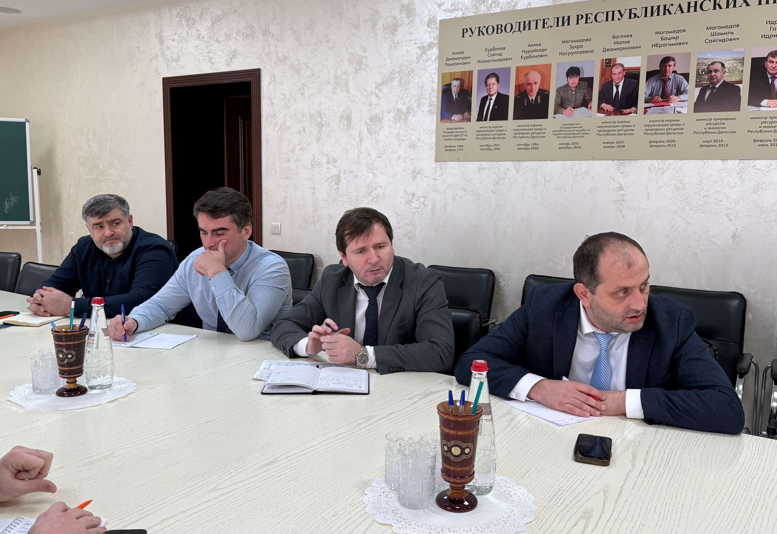 Ратмир Расулов провел первое в этом году аппаратное совещание