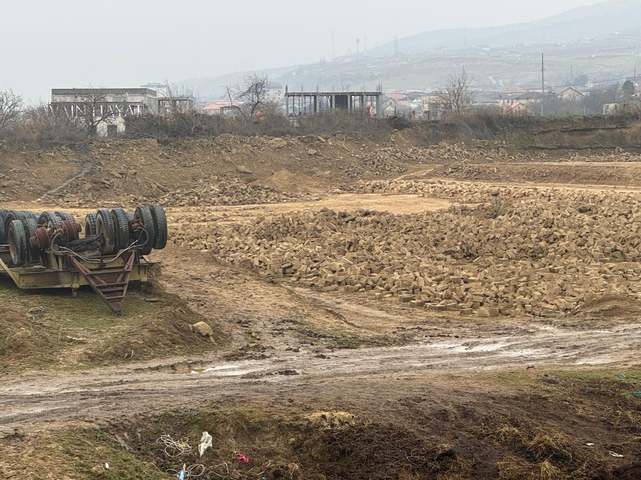 Минприроды РД выявлен факт незаконной добычи полезных ископаемых в селе Сабнова Дербентского района