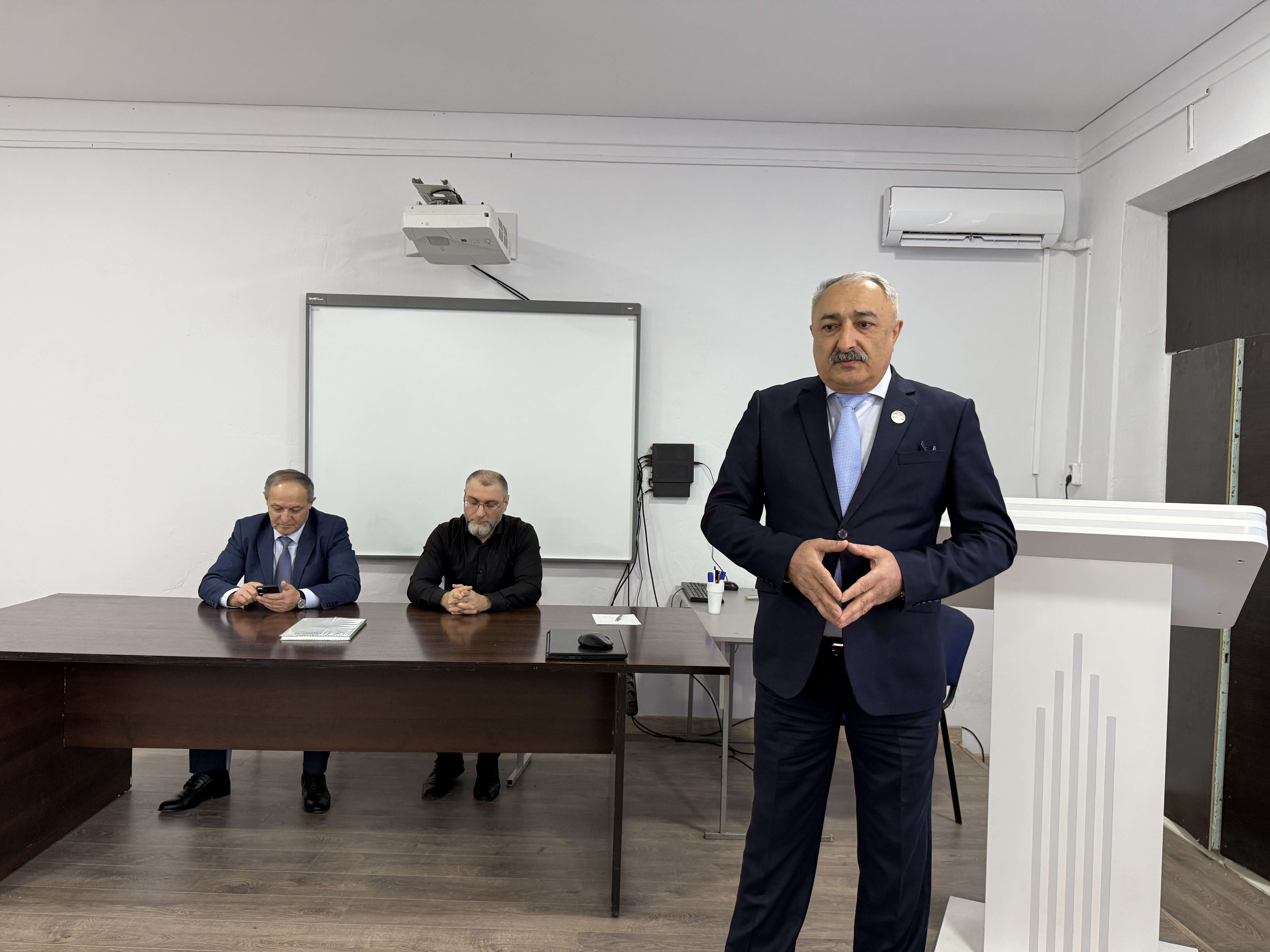 Инспектор Минприроды РД и участник программы «Доблесть Гор» провели экоурок