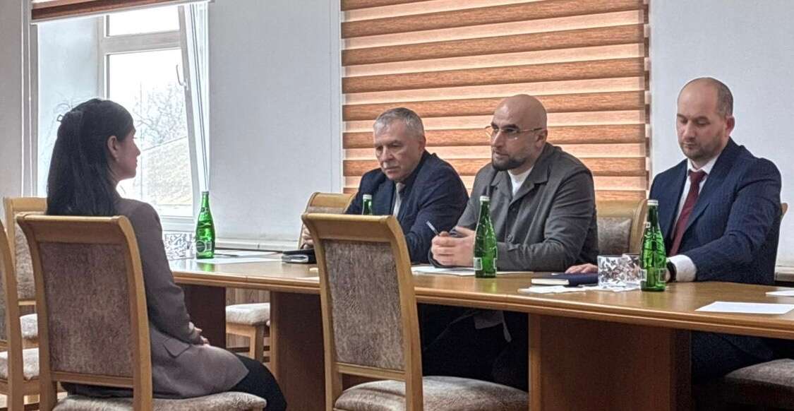 Ратмир Расулов провел выездной прием граждан в Кизляре и Кизлярском районе