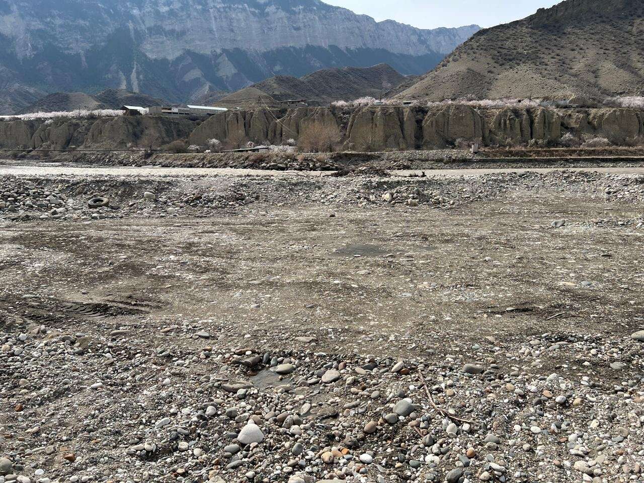 Пресечена незаконная добыча полезных ископаемых в селе Майданское Унцукульского района