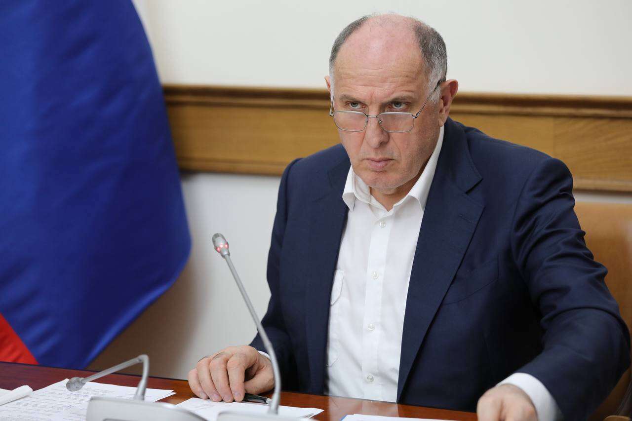 Более 250 кубов мусора вывезено с реки Черкес-Озень после выпадения обильных осадков