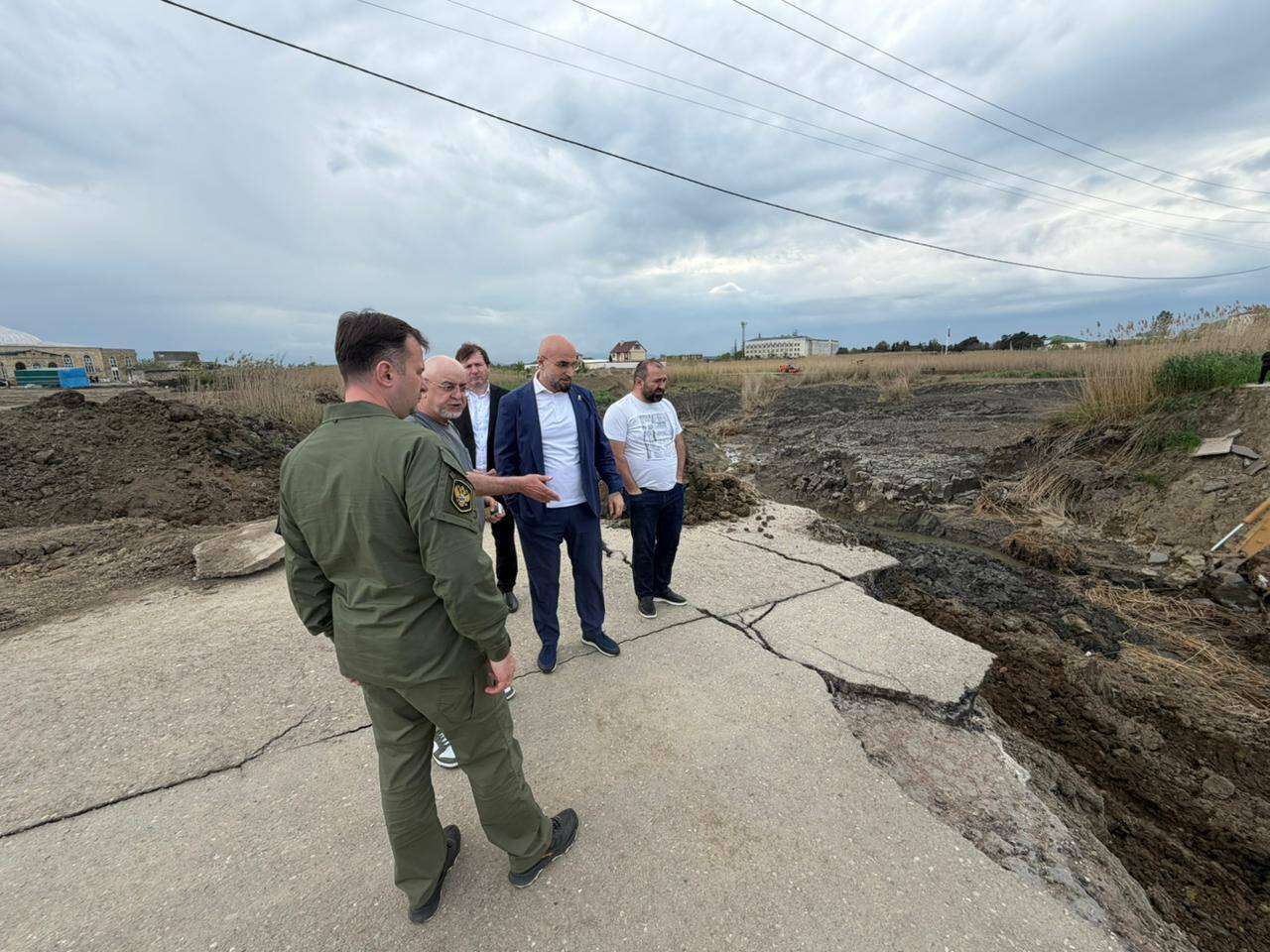 Замглавы Минприроды РФ и врио министра РД проверили ход аварийно‑восстановительных работ в зонах ЧС