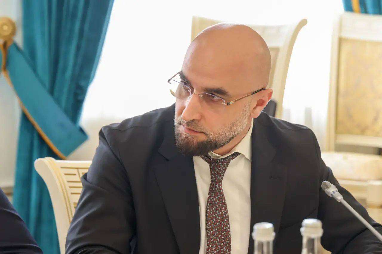 Ратмир Расулов доложил врио Главы РД Федору Щукину о принимаемых мерах в сфере недропользования