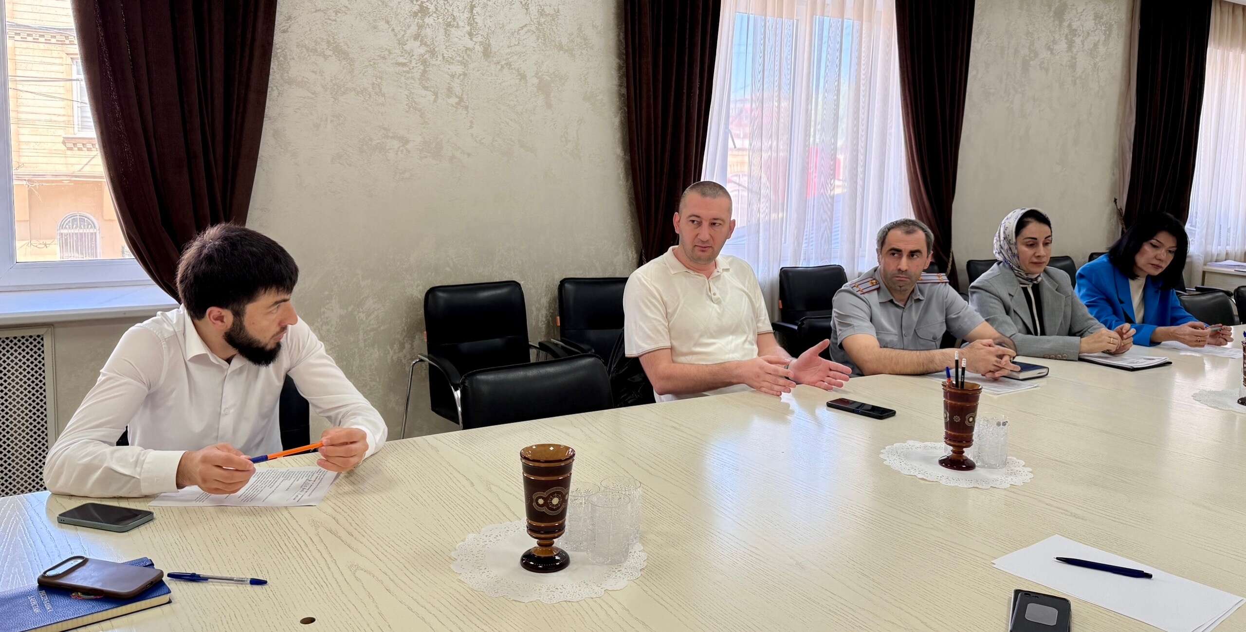 В Махачкале обсудили вопросы разработки планов мероприятий по достижению установленных квот в рамках проекта «Чистый воздух»