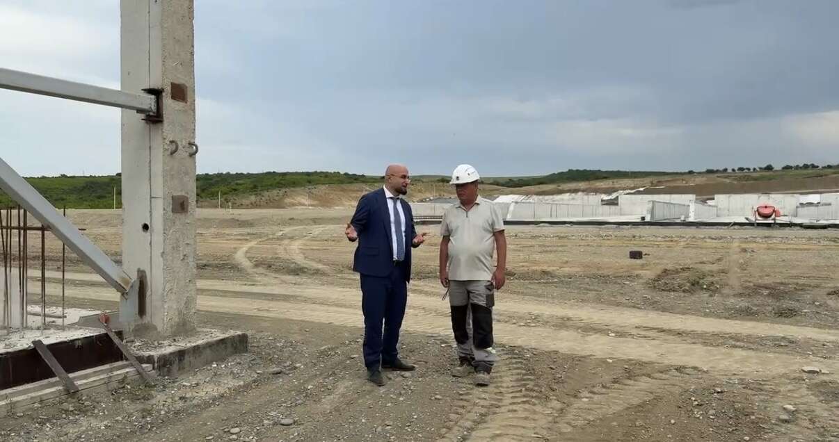 Ратмир Расулов проинспектировал строительство мусоросортировочного комплекса в Хасавюртовском районе