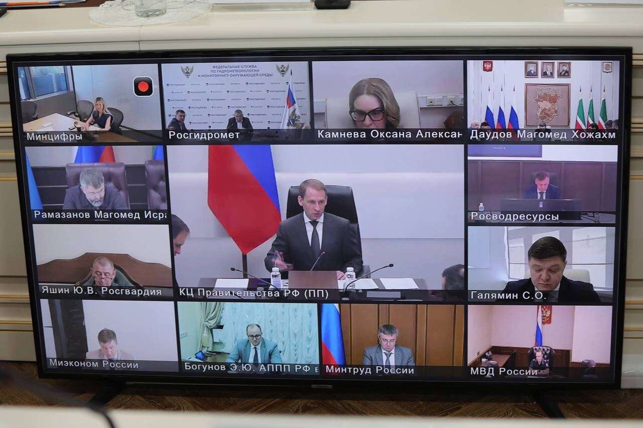 Ратмир Расулов принял участие в заседании правительственной комиссии по ликвидации последствий паводков