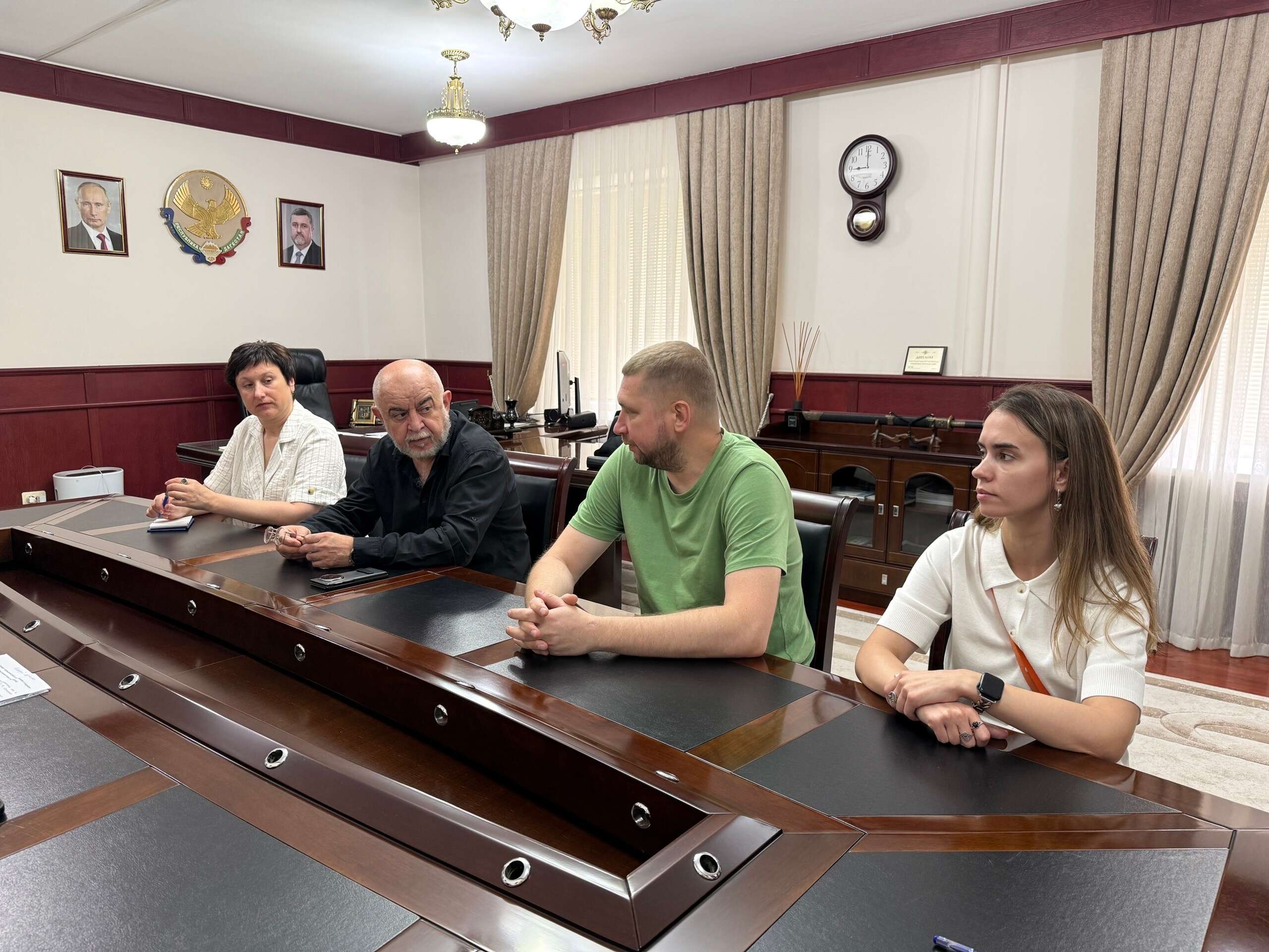 Ратмир Расулов провёл встречу с представителями «Центррегионводхоза»